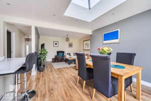 Dining Room- click for photo gallery